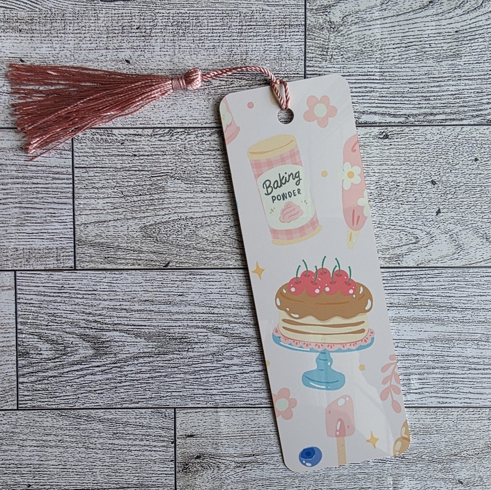 🍰 Baking & Cake Metal Bookmark – Sweet Gift for Bakers & Book Lovers